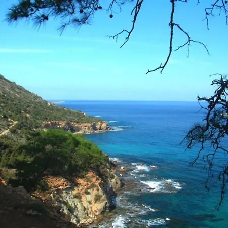 Imagine Your Family Renting A Luxury Holiday Close To Paralimni's Main Attractions, 1196 Βίλα *