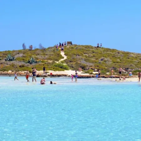 Imagine Your Family Renting A Luxury Holiday Close To Paralimni's Main Attractions, 1196